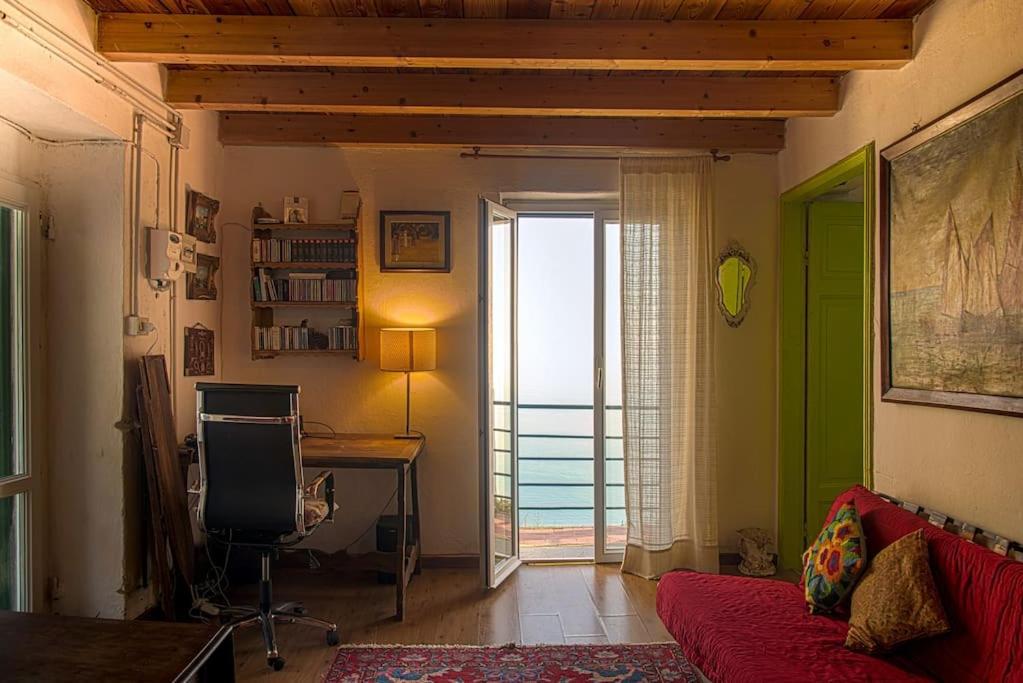 شقة Amazing Flat At The Heart Of 5 Terre National Park فيرناتْسا المظهر الخارجي الصورة